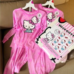 Hello Kitty Pink Girls Pajama Set Size 4/5 & 6 with Silky Soft Throw Blanket